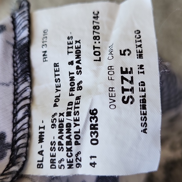 IZ Byer Black and White Floral Silky Dress - Picture 4 of 4